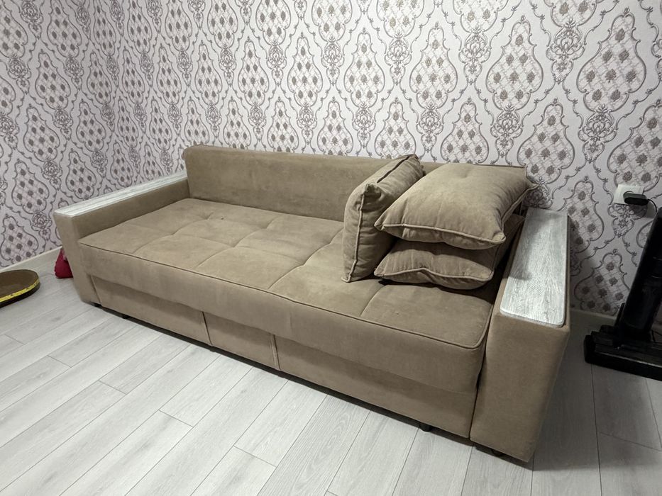 Продам раскладной диван