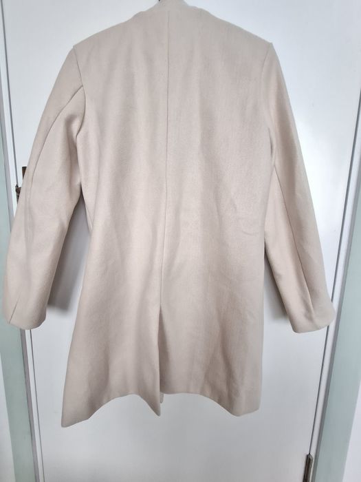 Бежево дамско палто