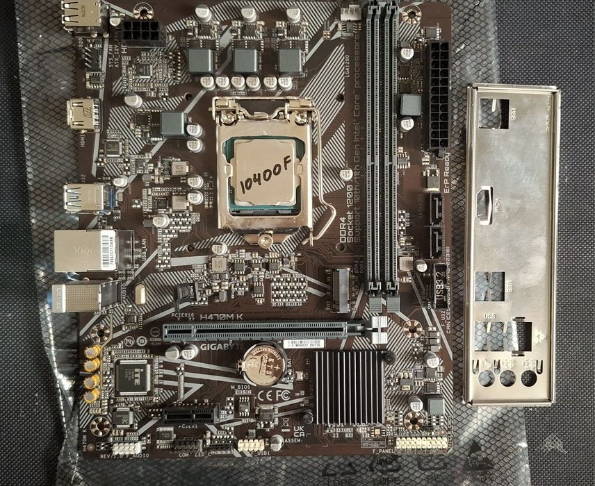 Материнская плата Gigabyte H470M + i5-10400f