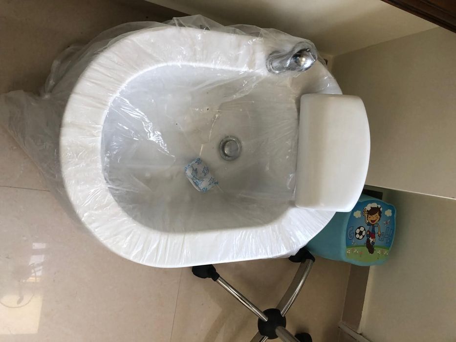 Vând cădiță pedichiură