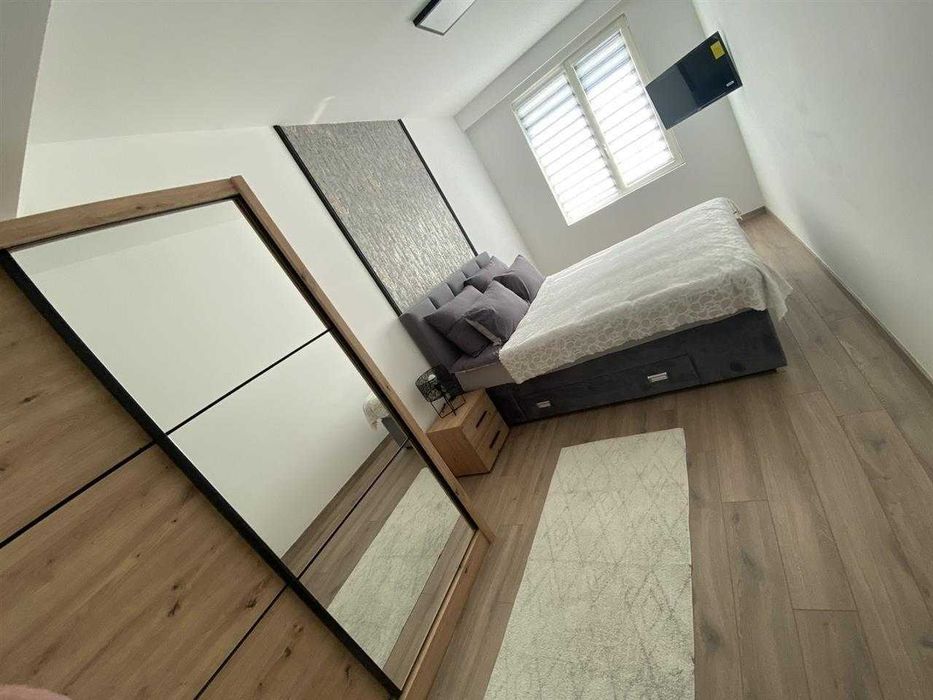 Дава се под наем Двустаен апартамент в Бургас, Славейков - 57 кв.м за 204 € - Снимка #1