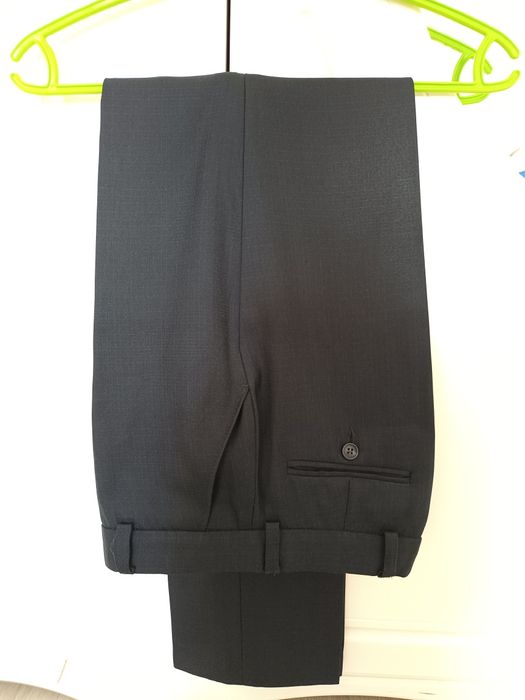 Продам школьные брюки