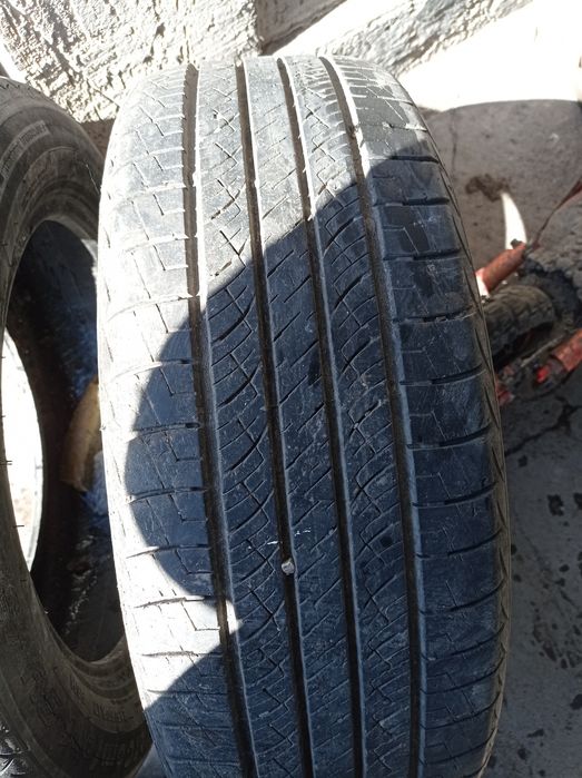 Шины летние 215/60/17