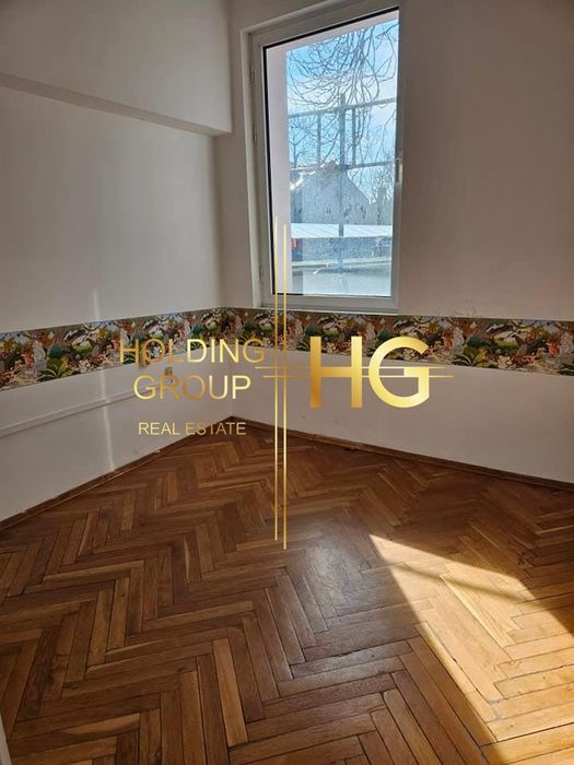 Продава се Многостаен апартамент в Варна, Операта - 130 кв.м за 2307 €/кв.м - Снимка #1