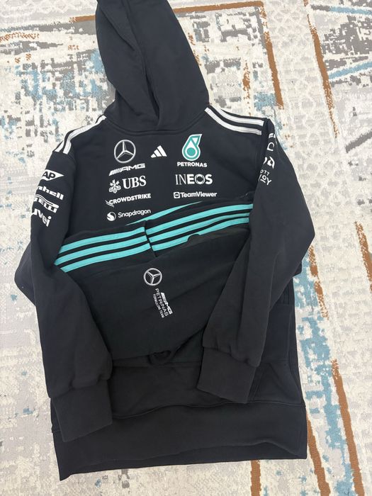 Продам двойку Adidas оригинал за 70000