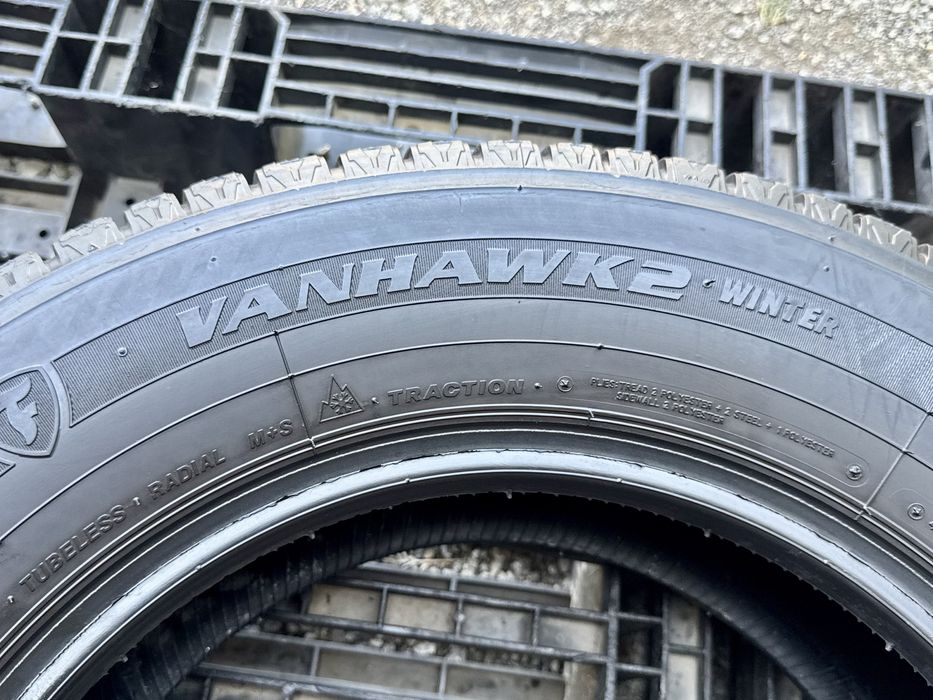 2бр.ЗИМНИ ГУМИ Firestone 235/65/16C DOT2124-Sprinter,Crafter,TGE,Ford