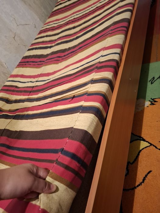 Срочно продам две кровати