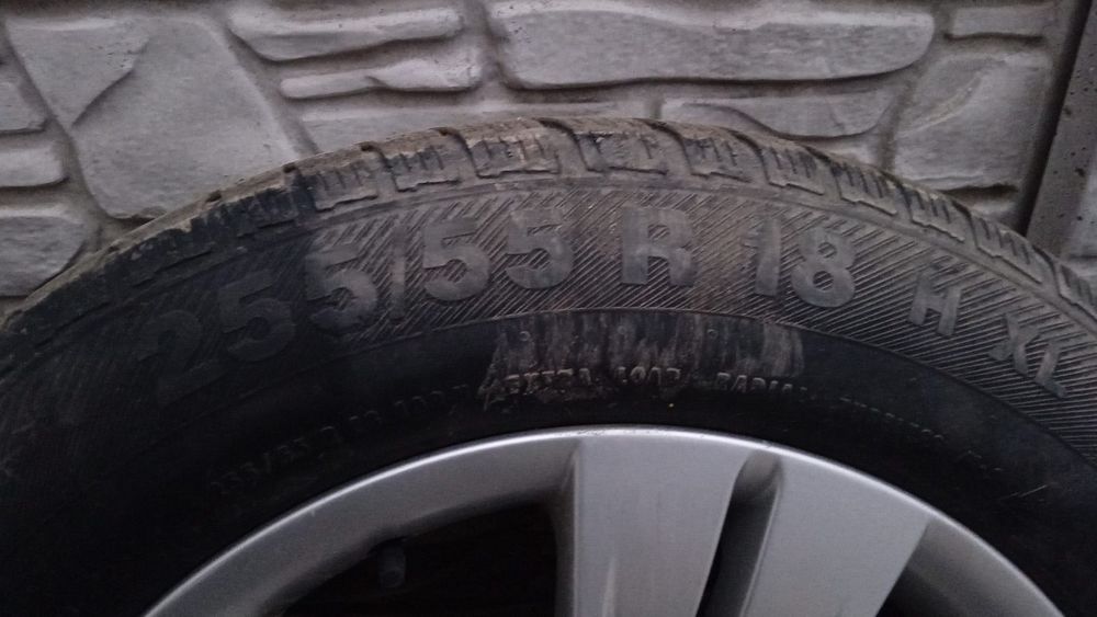 Jante auto cu anvelope All Season R18 – stare bună