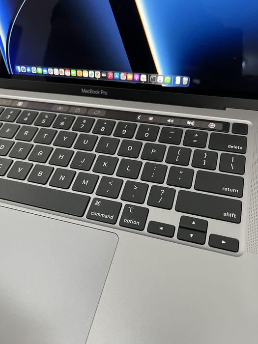 Продается Macbook Pro M1