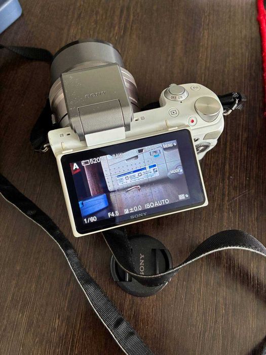 Продам Sony NEX 5T