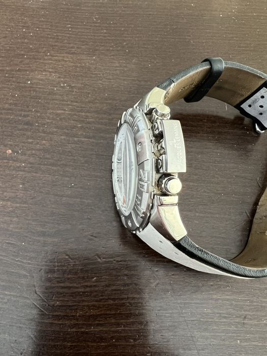 Часовник Jacgues Lemans