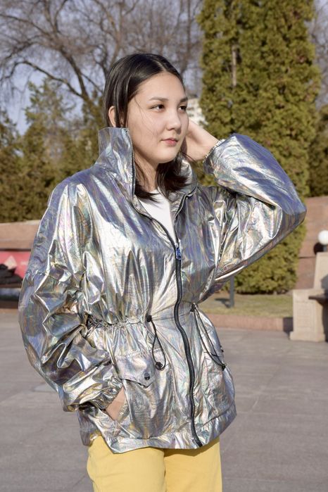 Легкая куртка для детних вечеров