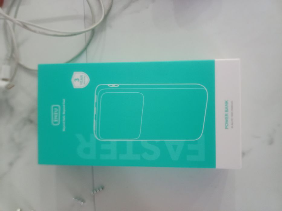 INIU®Power bank 100000W