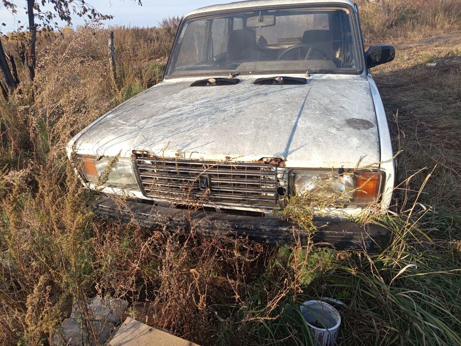 Продам машину ваз 21004