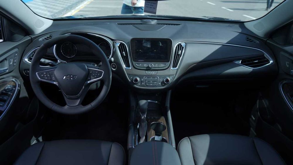 Malibu XL Naqd va Halol nasiya