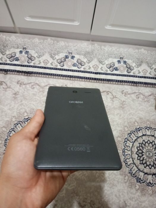 Планшет Alcatel 4-8 гб