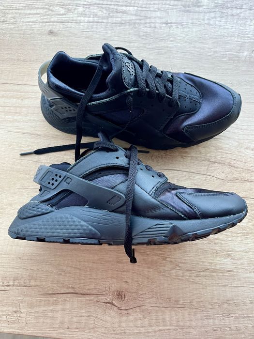 Adidasi Nike Huarache dama