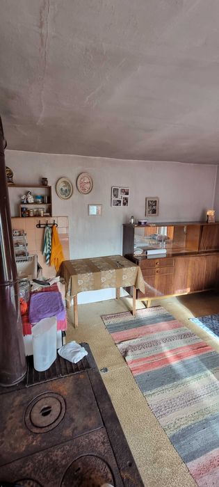 1761-Продава се едноетажна паянтова къща в село Балкански