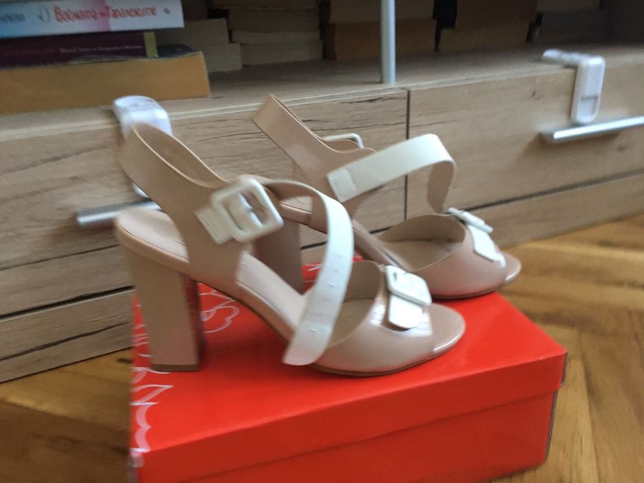 Дамски елегантни сандали