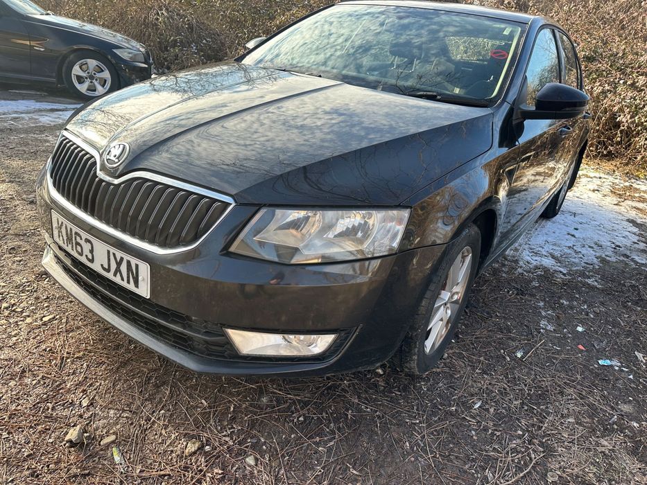 Skoda Octavia 3 2.0tdi 150cp stare perfectă Volan dreapta