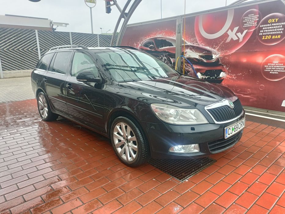 SKODA Octavia 2012 — imagine 3