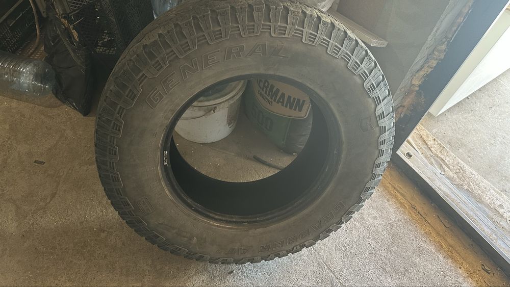 Продам шины 265/70/17