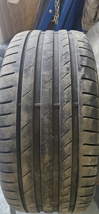 255/45/18 гуми KUMHO