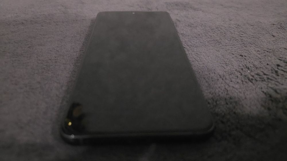 Продам S21 fe samsung