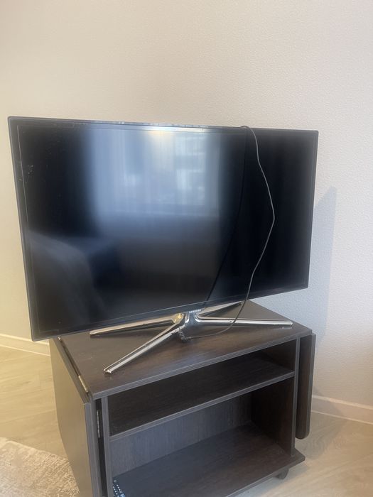 Телевизор самсунг