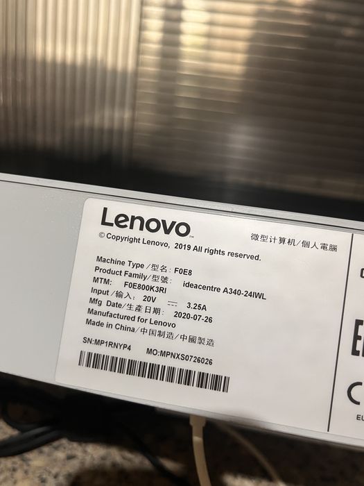 Vind calculator lenovo all in one cu tastatura si mouse