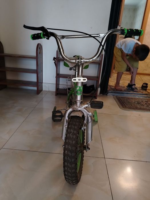 Велик сотилади холст яхши