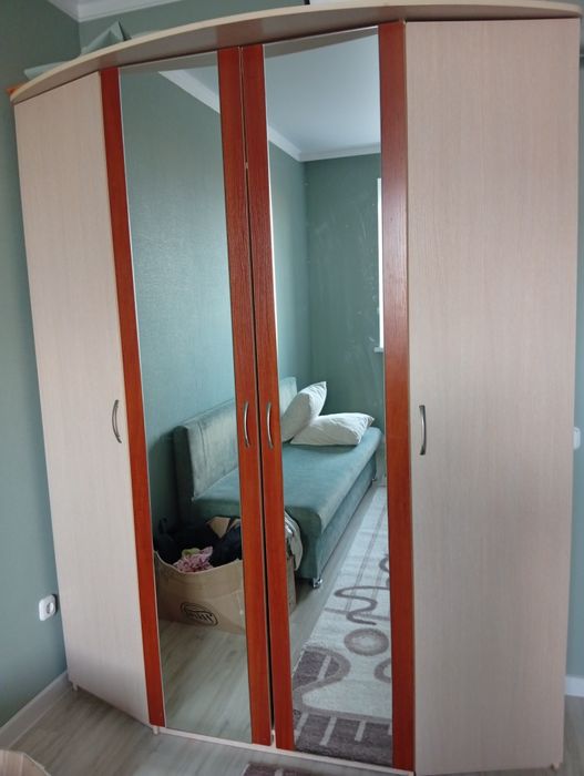 Отдам даром шкаф, самовывоз