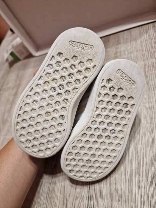 Адидас детски маратонки