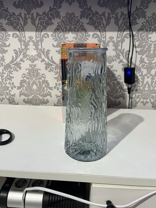 Продам вазу для цветов