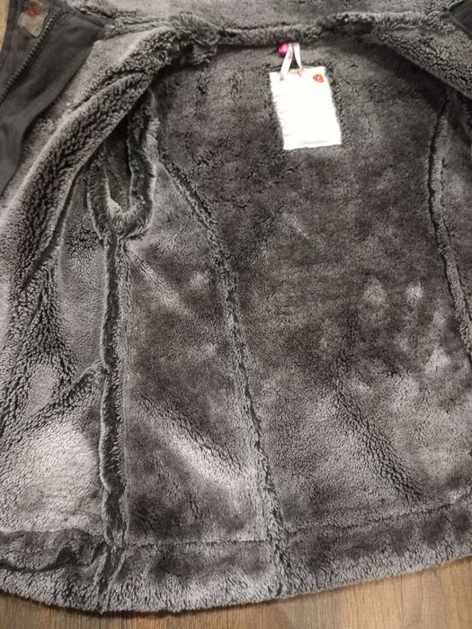 Кожухче за момиче