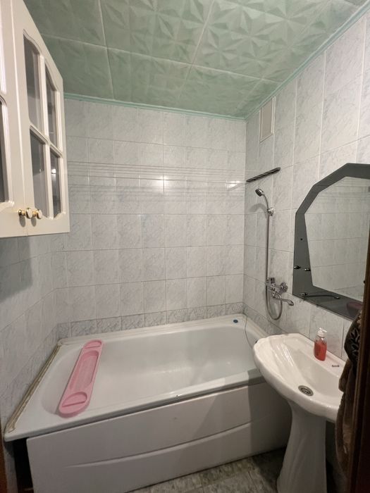 Продам 2 ком кв 49 м2 в районе Саяхата