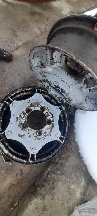 Mtz 82.1 vedushi peredok sotiladi