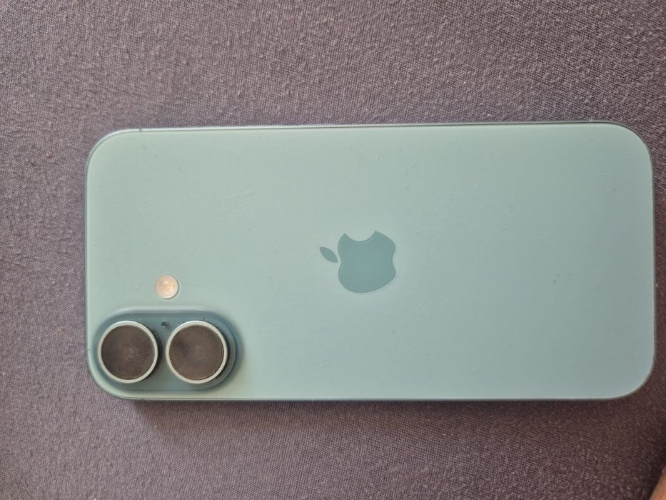 Se vinde Iphone 16