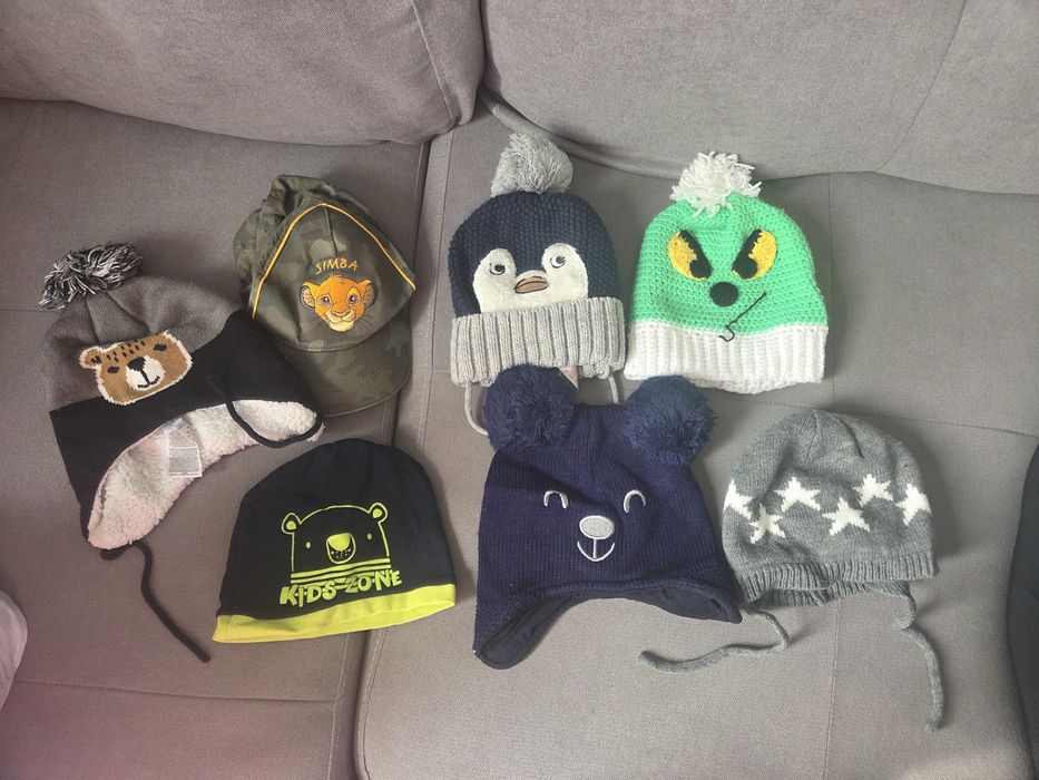 Зимни дрешки космонавт, шапки и други