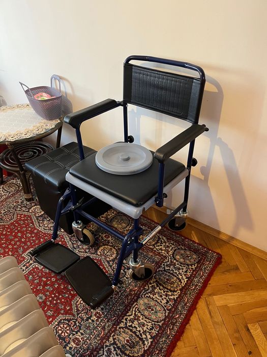 Инвалиден Стол !!! Тоалетна !!!