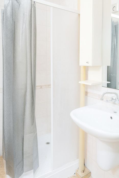 Дава се под наем Двустаен апартамент в Пловдив, Тракия - 52 кв.м за 382.5 € - Снимка #3