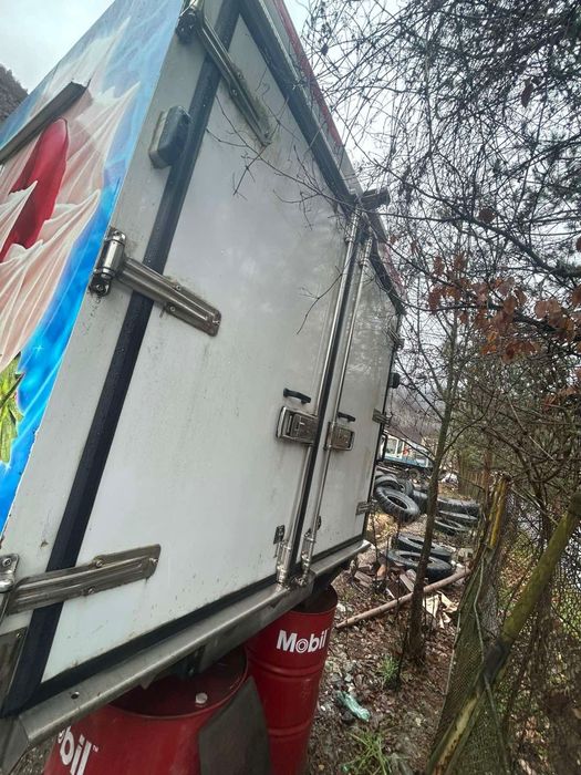 Минусов хладилен фургон