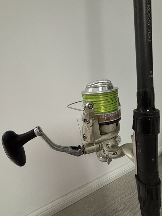 Vand lansete crap + mulinete + husa 3 lansete