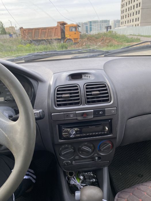 хюндай акцент 2п