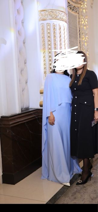 Платье вечернее голубое с накидкой