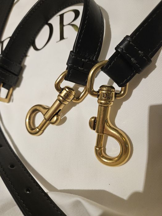 Geanta Dior, noua, din piele, exact ce este in magazin Dior