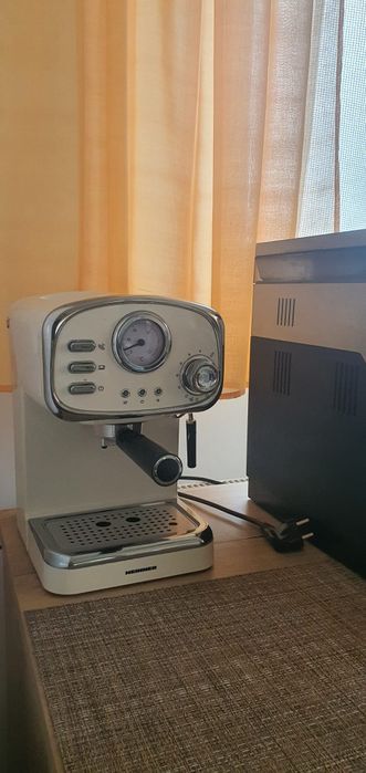 Aparat Cafea SAECO  Și HEINNER