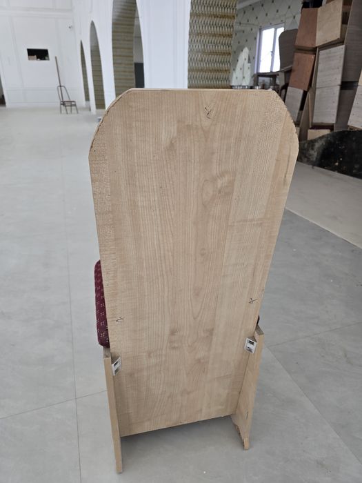 Стулья для дома и столовых