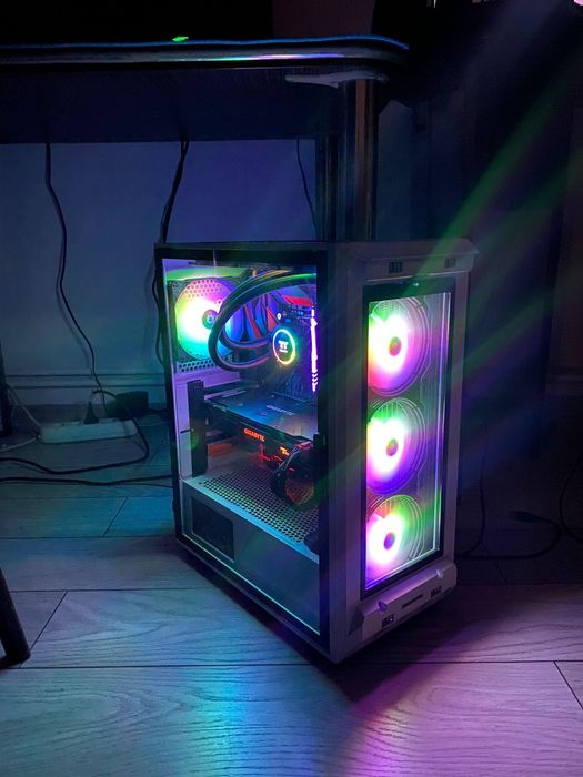 PC Gaming i5 8600K / GTX 1070 Ti / 1TB SSD