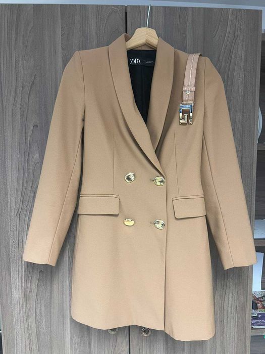 Елегантно сако zara